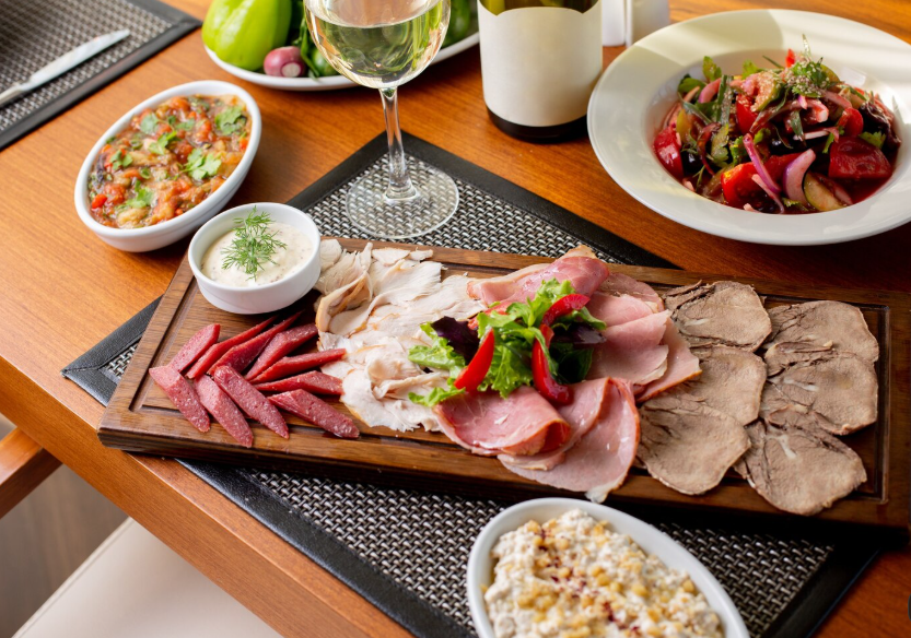 Best Meat Board Ideas for Family Gatherings and Parties